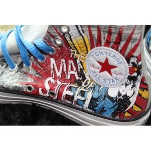 NWOT SUPERMAN CONVERSE LIMITED EDITION